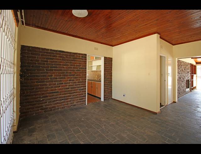 4 BEDROOM HOUSE FOR SALE IN DE WETSHOF